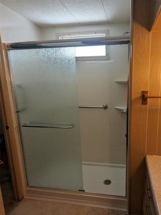 На продажу: $89,900 (2 спален, 2 ванн, 960 Квадратных фут)