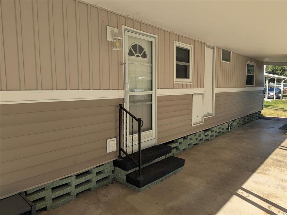 На продажу: $89,900 (2 спален, 2 ванн, 960 Квадратных фут)