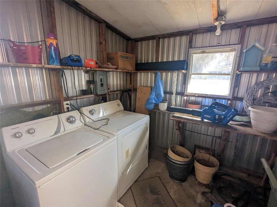 На продажу: $89,900 (2 спален, 2 ванн, 960 Квадратных фут)