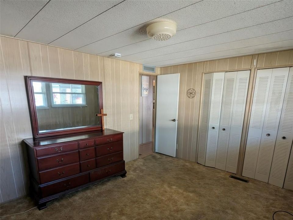 На продажу: $89,900 (2 спален, 2 ванн, 960 Квадратных фут)