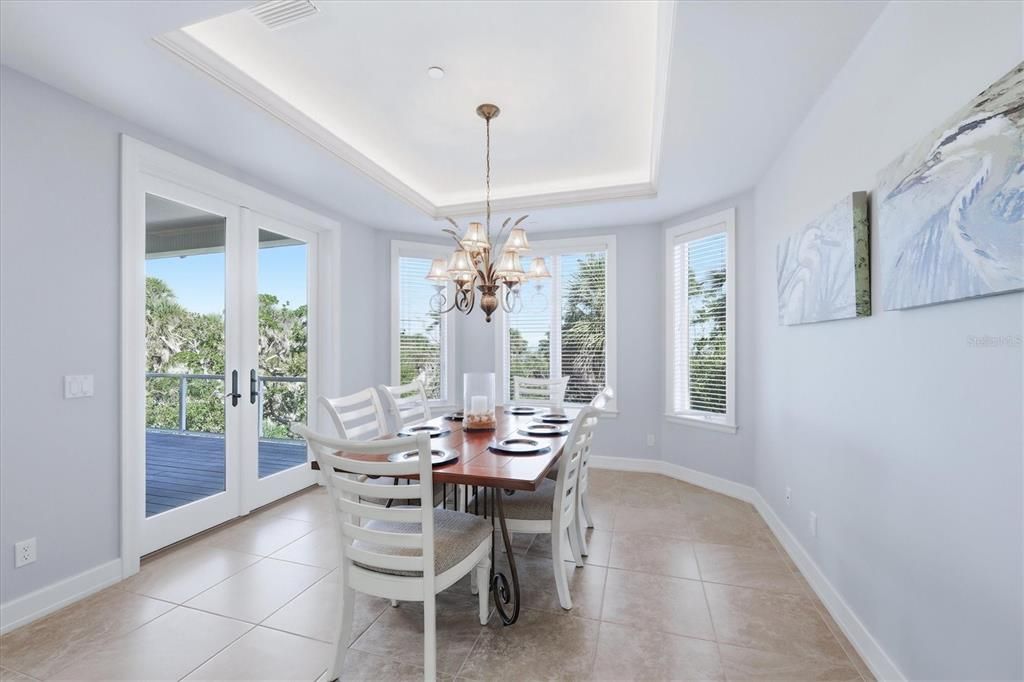 Activo con contrato: $4,150,000 (3 camas, 3 baños, 2299 Pies cuadrados)