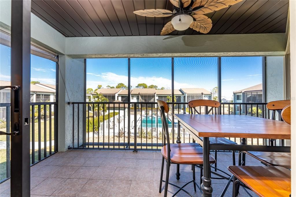 For Sale: $165,000 (2 beds, 2 baths, 1177 Square Feet)