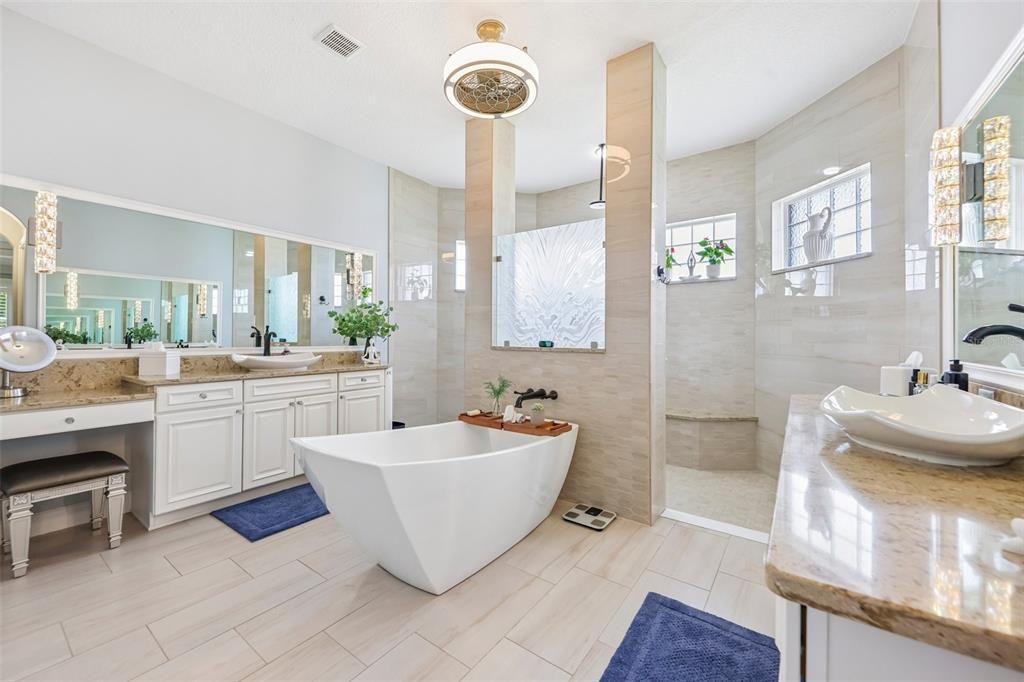 Active With Contract: $645,000 (4 beds, 3 baths, 2900 Square Feet)
