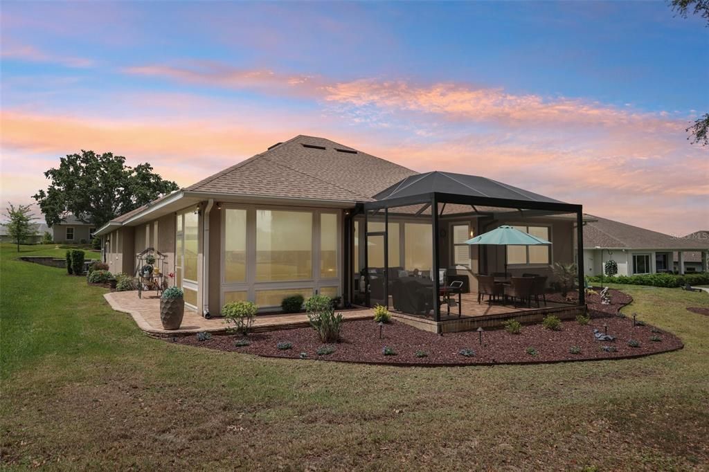 Active With Contract: $645,000 (4 beds, 3 baths, 2900 Square Feet)