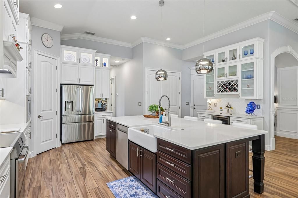 Active With Contract: $645,000 (4 beds, 3 baths, 2900 Square Feet)