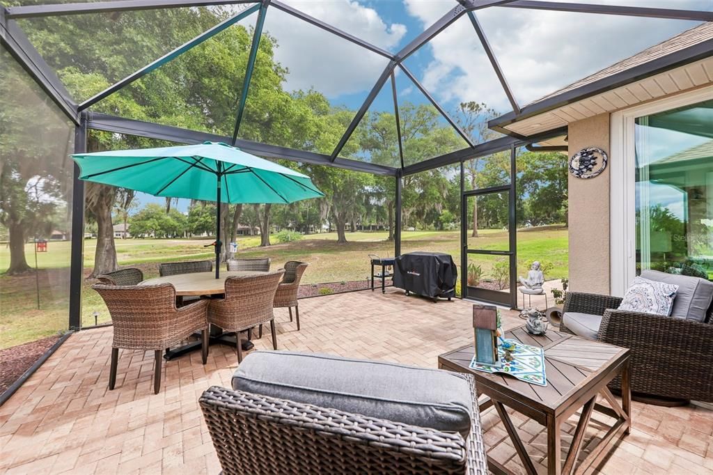 Active With Contract: $645,000 (4 beds, 3 baths, 2900 Square Feet)