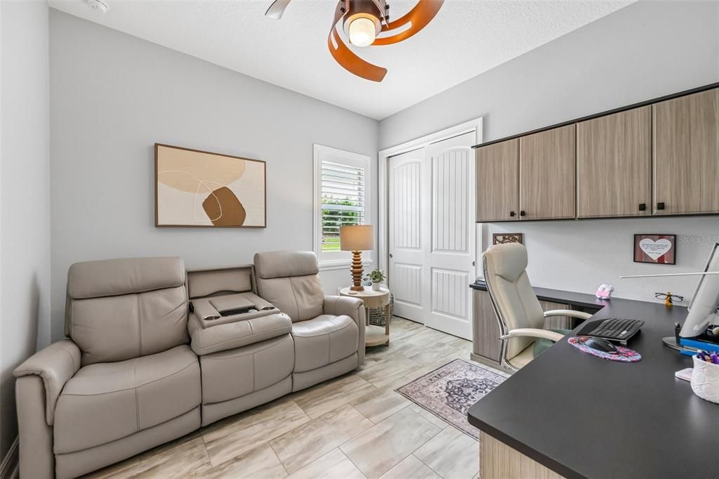 Active With Contract: $645,000 (4 beds, 3 baths, 2900 Square Feet)