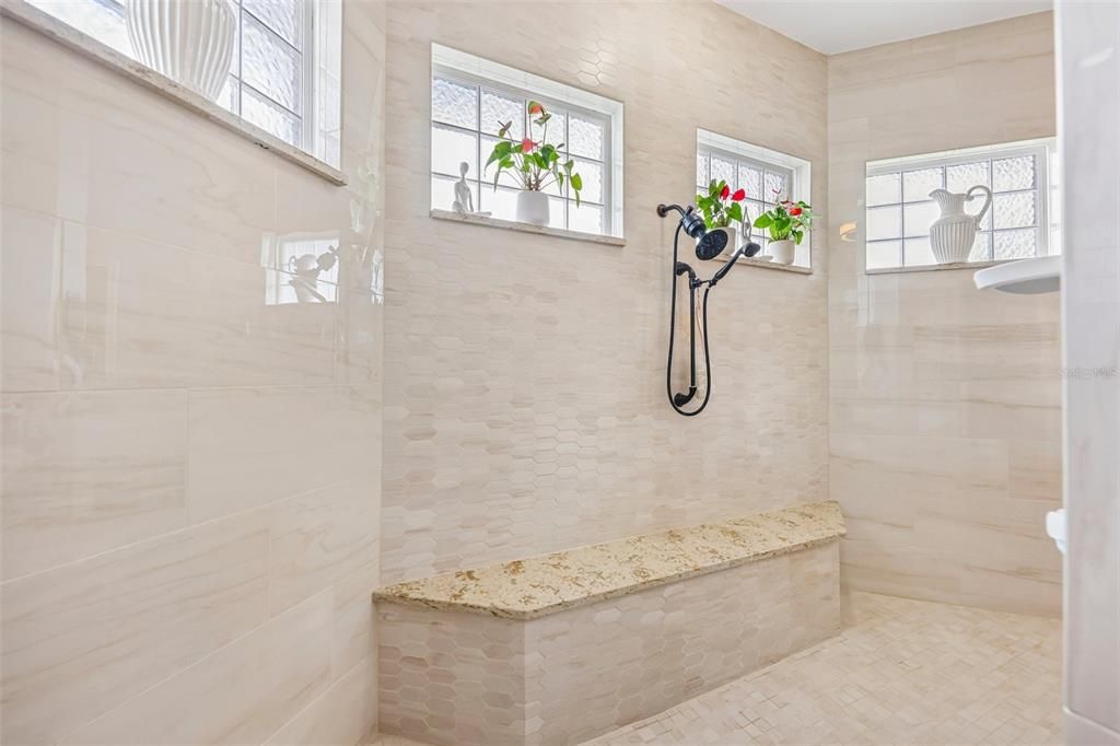 Active With Contract: $645,000 (4 beds, 3 baths, 2900 Square Feet)