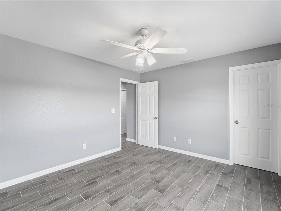 Activo con contrato: $279,900 (3 camas, 2 baños, 1639 Pies cuadrados)