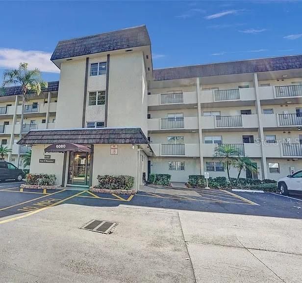 На продажу: $124,900 (2 спален, 2 ванн, 1092 Квадратных фут)