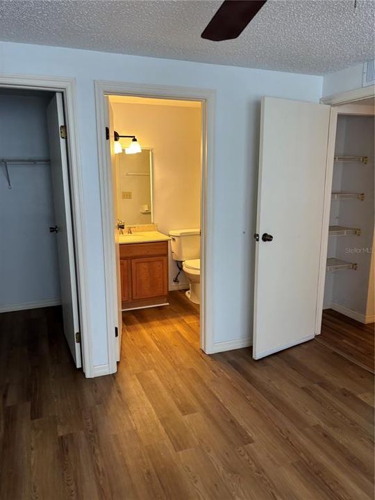 В аренду: $2,200 (3 спален, 2 ванн, 960 Квадратных фут)