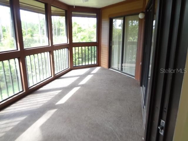 For Sale: $185,000 (2 beds, 2 baths, 1098 Square Feet)
