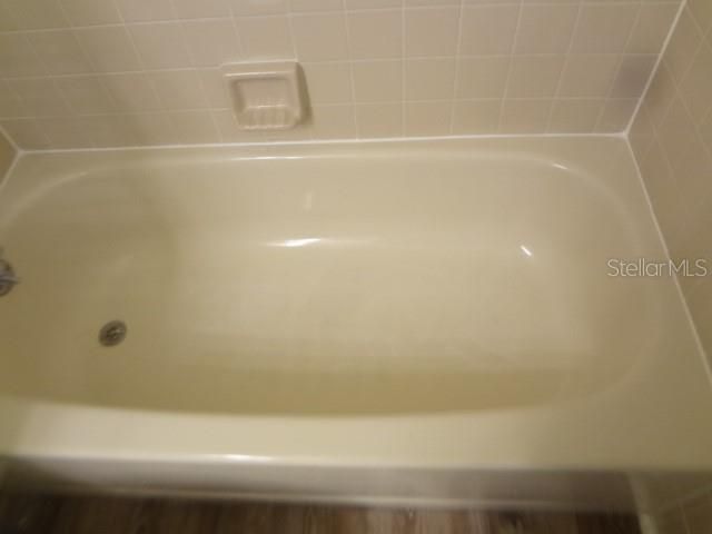 For Sale: $185,000 (2 beds, 2 baths, 1098 Square Feet)