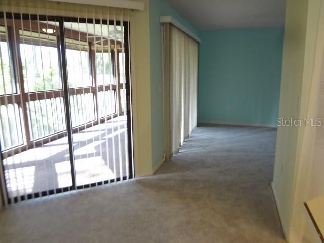 For Sale: $185,000 (2 beds, 2 baths, 1098 Square Feet)