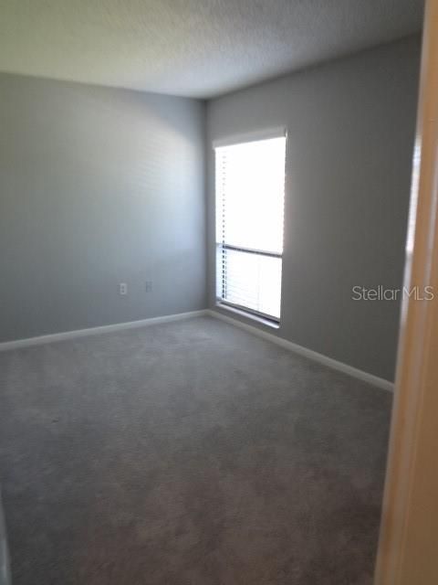 For Sale: $185,000 (2 beds, 2 baths, 1098 Square Feet)