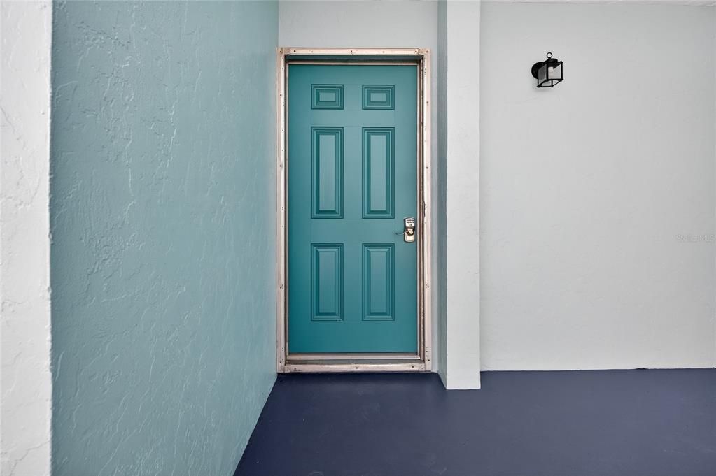 На продажу: $345,000 (2 спален, 1 ванн, 912 Квадратных фут)