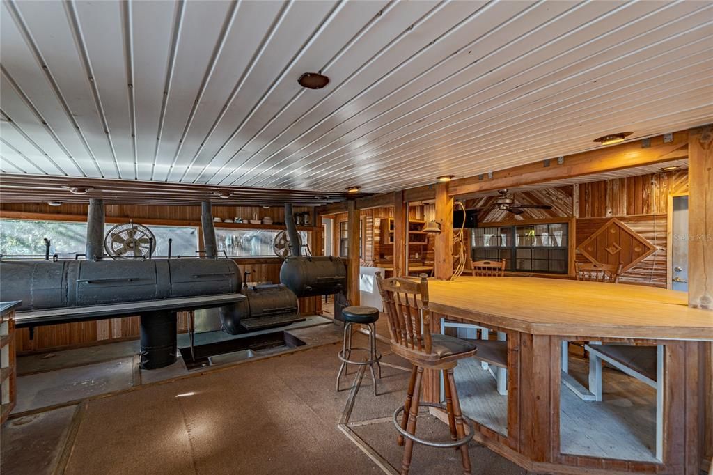 For Sale: $799,900 (4 beds, 3 baths, 2912 Square Feet)