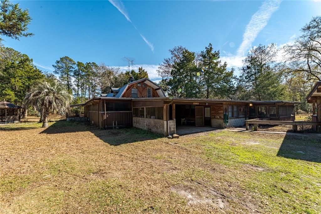 For Sale: $799,900 (4 beds, 3 baths, 2912 Square Feet)