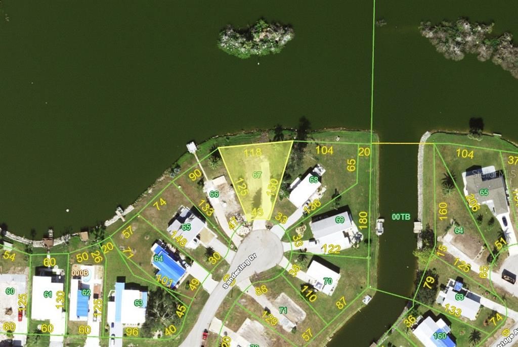 En Venta: $95,000 (0.21 acres)