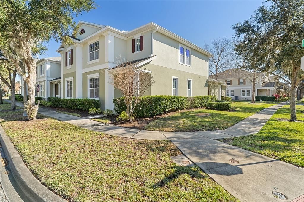 Active With Contract: $350,000 (4 beds, 2 baths, 2085 Square Feet)