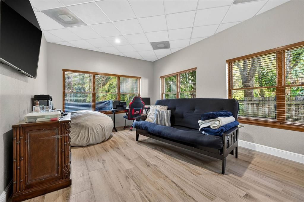 En Venta: $2,988,000 (5 camas, 4 baños, 5933 Pies cuadrados)