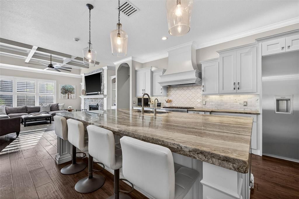 En Venta: $2,988,000 (5 camas, 4 baños, 5933 Pies cuadrados)
