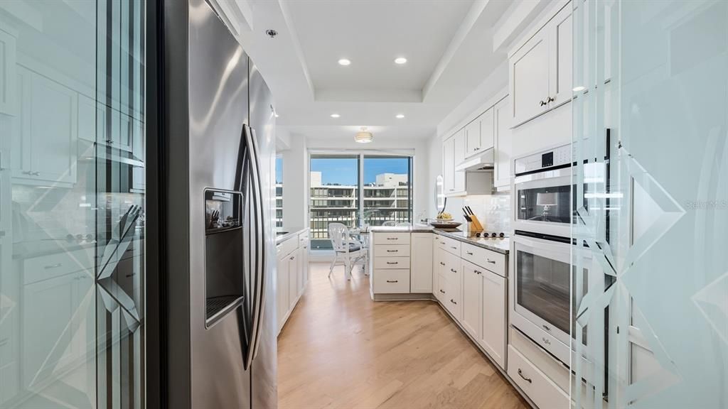 Active With Contract: $1,850,000 (3 beds, 3 baths, 2410 Square Feet)