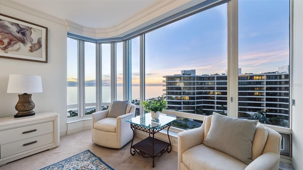 Active With Contract: $1,850,000 (3 beds, 3 baths, 2410 Square Feet)