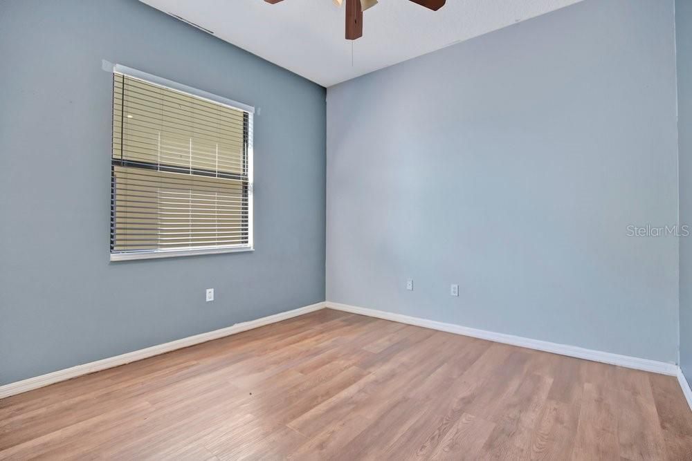 Activo con contrato: $446,000 (5 camas, 3 baños, 2552 Pies cuadrados)