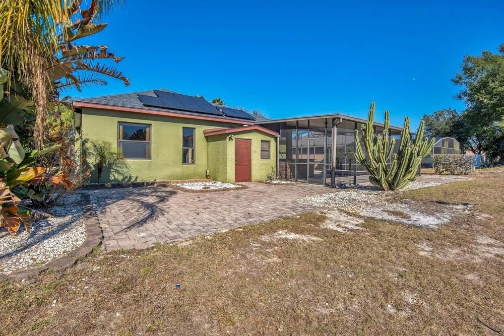 Activo con contrato: $446,000 (5 camas, 3 baños, 2552 Pies cuadrados)