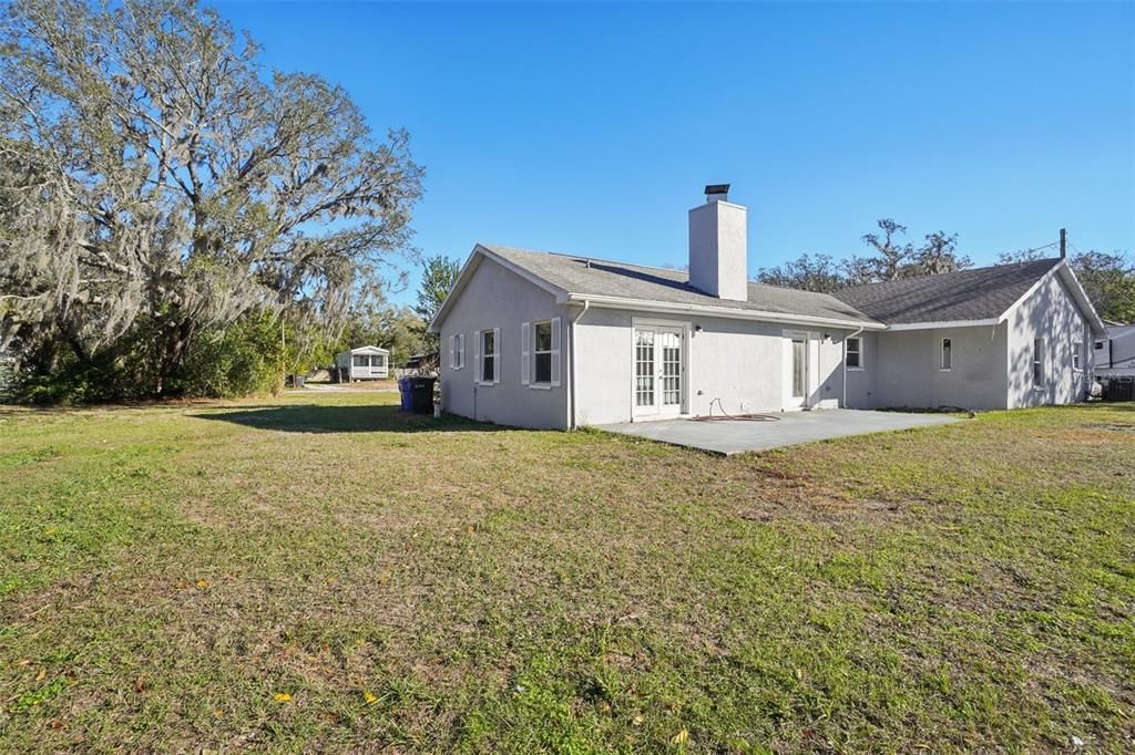 Active With Contract: $374,900 (3 beds, 2 baths, 1669 Square Feet)
