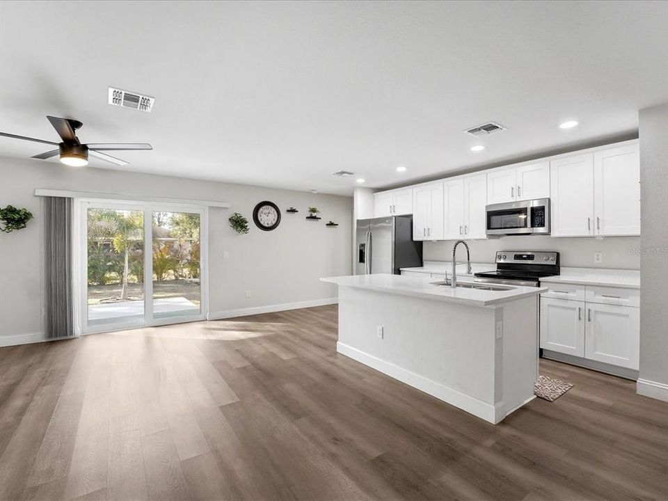 Activo con contrato: $280,000 (3 camas, 2 baños, 1265 Pies cuadrados)
