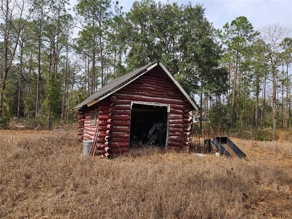 На продажу: $90,000 (2.00 acres)