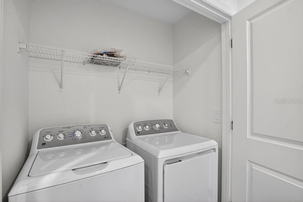 待售: $229,999 (2 贝兹, 2 浴室, 1205 平方英尺)