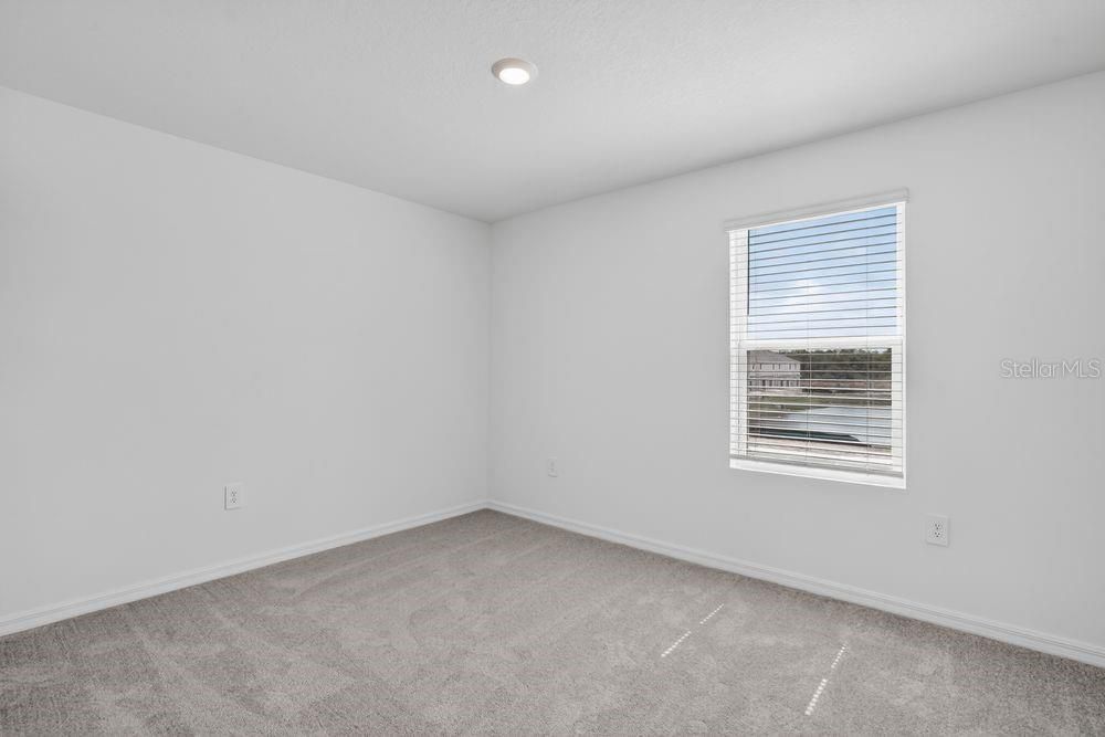 待售: $229,999 (2 贝兹, 2 浴室, 1205 平方英尺)