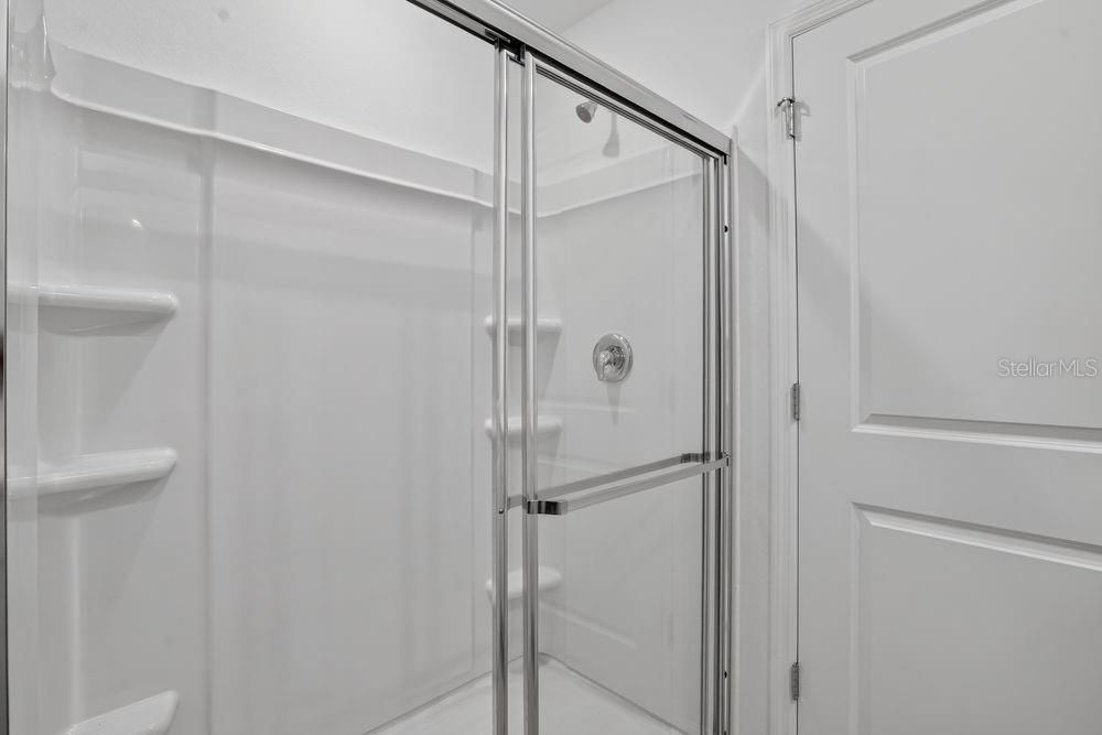 待售: $229,999 (2 贝兹, 2 浴室, 1205 平方英尺)