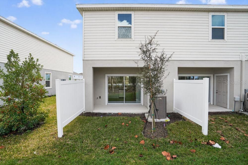 待售: $229,999 (2 贝兹, 2 浴室, 1205 平方英尺)