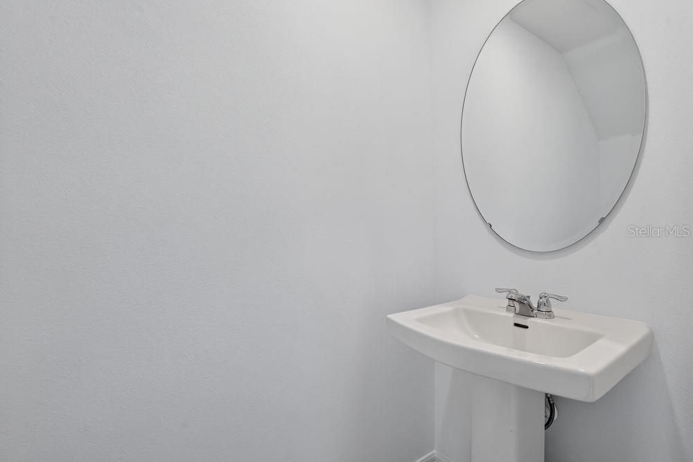 待售: $229,999 (2 贝兹, 2 浴室, 1205 平方英尺)