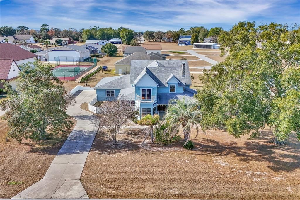 For Sale: $649,000 (2 beds, 3 baths, 2581 Square Feet)