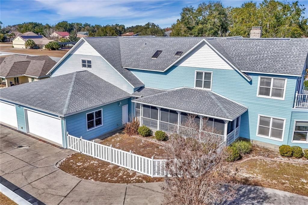 For Sale: $649,000 (2 beds, 3 baths, 2581 Square Feet)