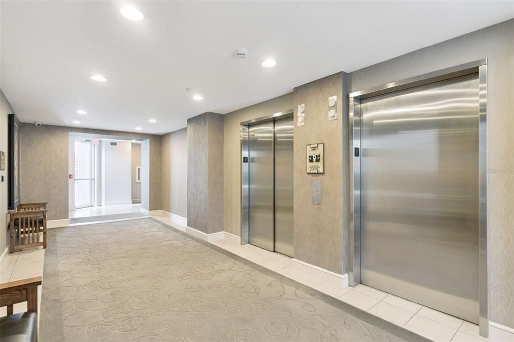 For Sale: $569,000 (2 beds, 2 baths, 1416 Square Feet)