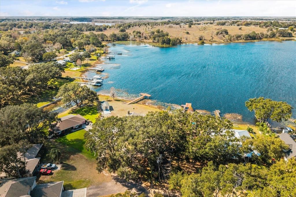 En Venta: $795,000 (4 camas, 2 baños, 2756 Pies cuadrados)