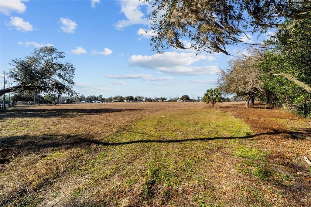 待售: $439,000 (10.00 acres)