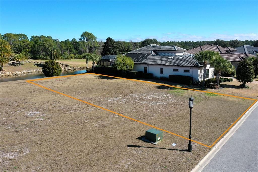 На продажу: $275,000 (0.25 acres)