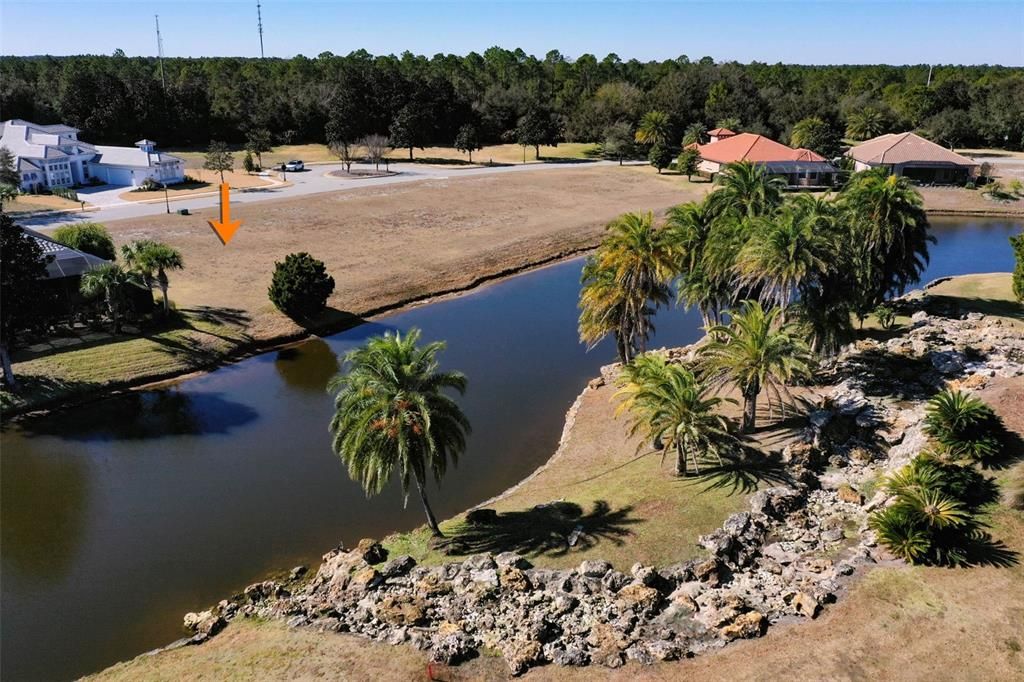 На продажу: $275,000 (0.25 acres)