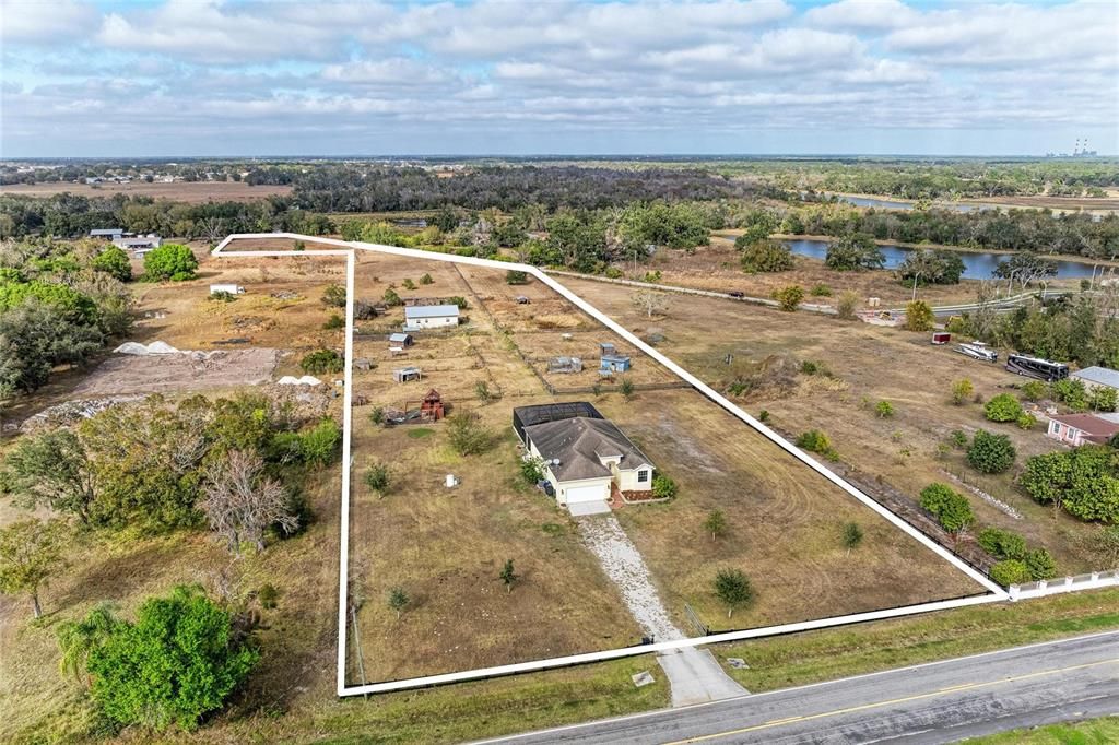 En Venta: $874,900 (3 camas, 2 baños, 1671 Pies cuadrados)