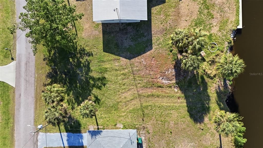 Activo con contrato: $89,999 (0.17 acres)