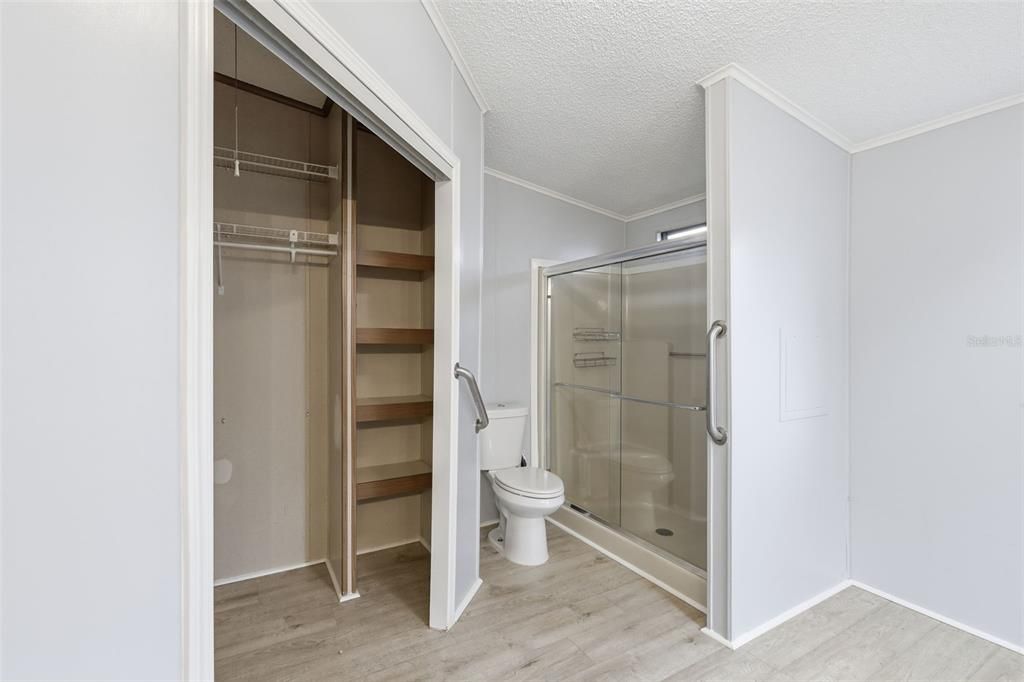 For Sale: $210,000 (3 beds, 2 baths, 1620 Square Feet)