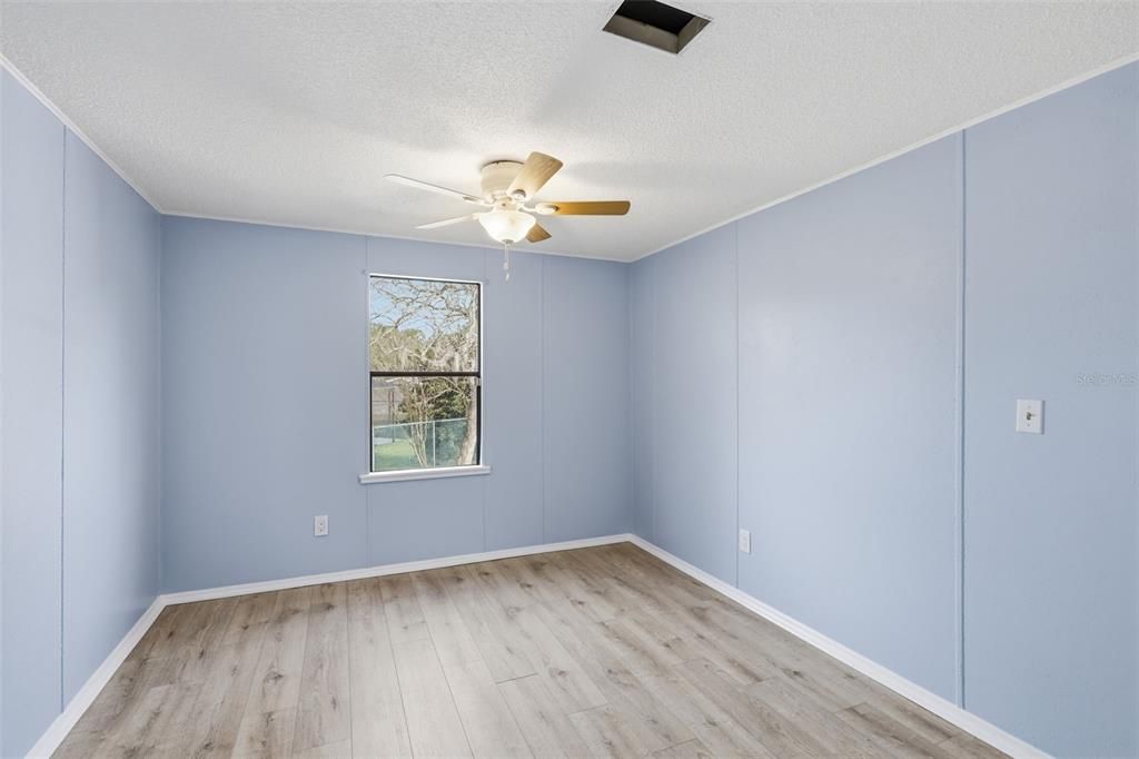 For Sale: $210,000 (3 beds, 2 baths, 1620 Square Feet)