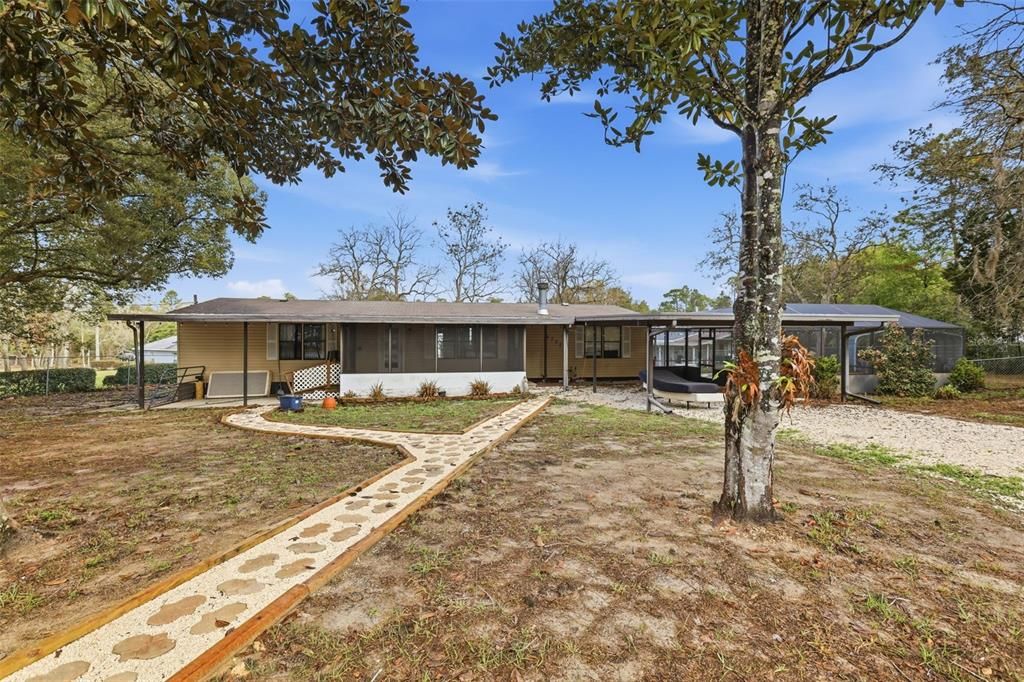 For Sale: $210,000 (3 beds, 2 baths, 1620 Square Feet)